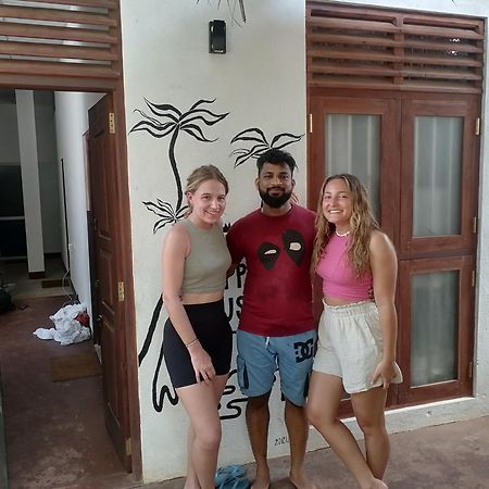 דירות דיקוולה Kings Happy House מראה חיצוני תמונה