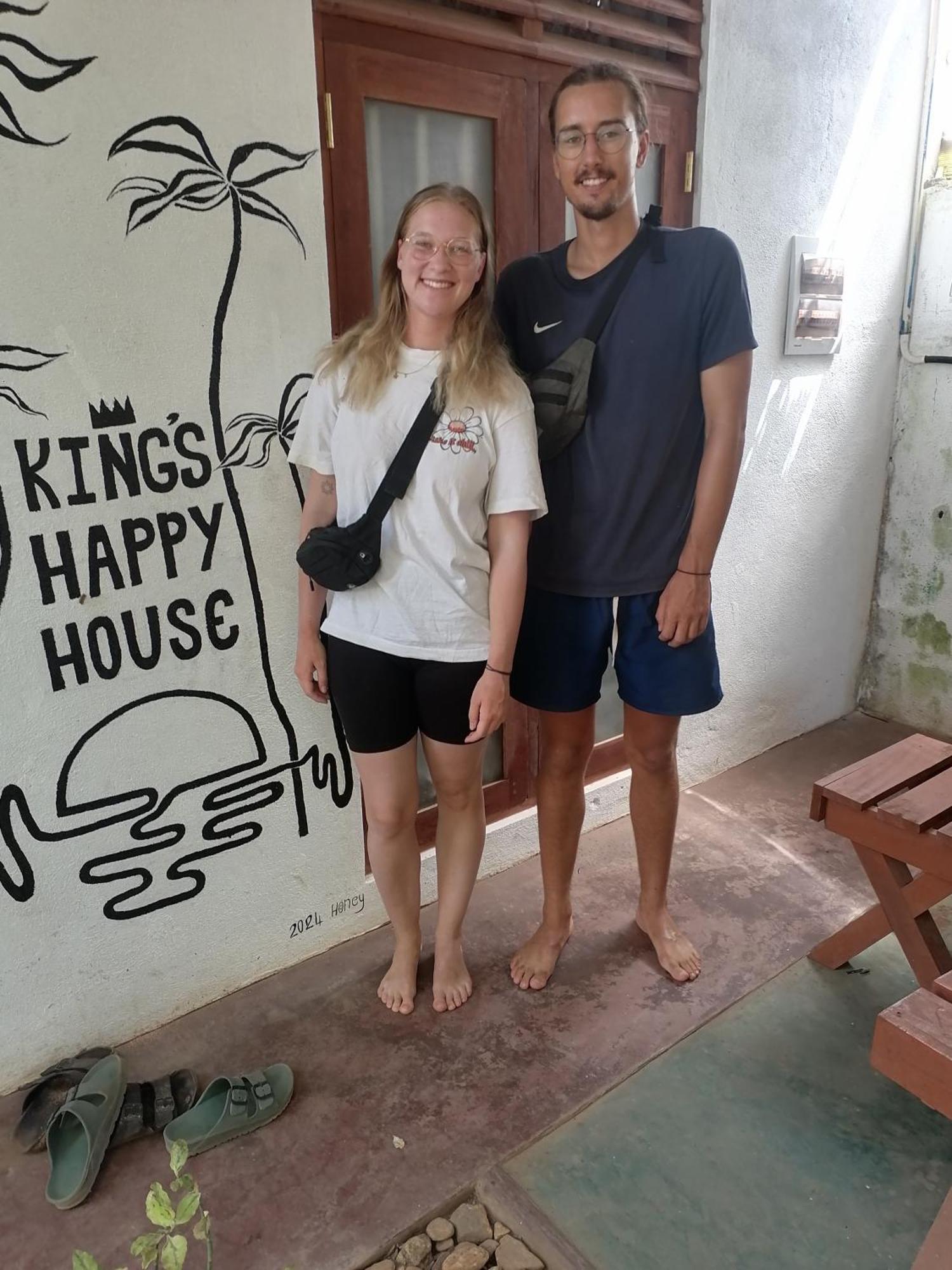 דירות דיקוולה Kings Happy House מראה חיצוני תמונה